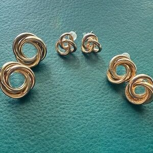 Elegant Gold Knot Earrings Set